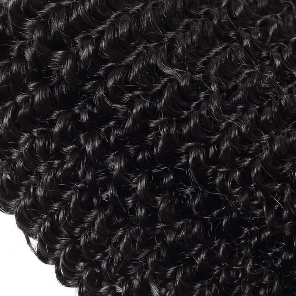 culry-hair-detail